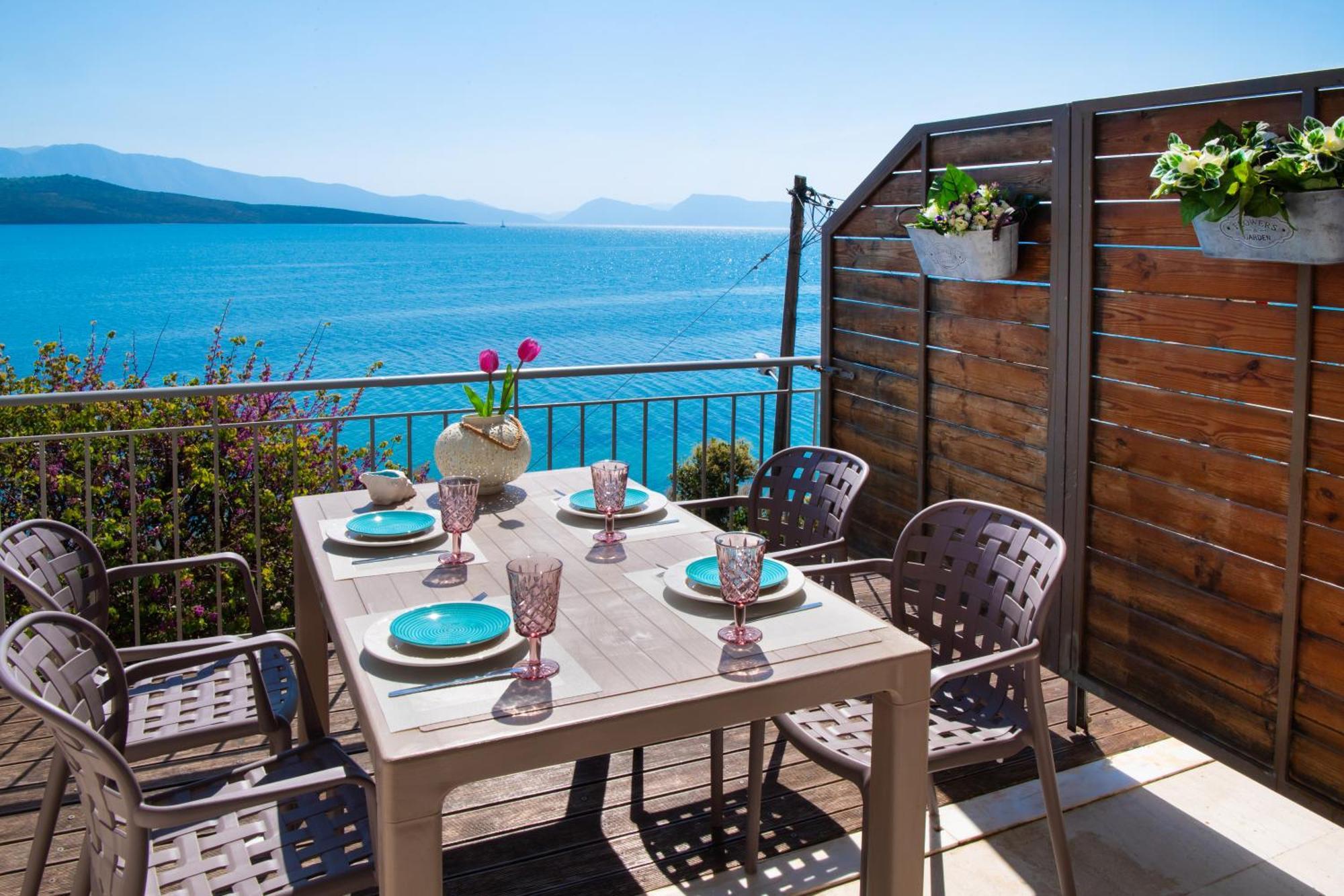 Meteora Suites Nikiana Eksteriør billede