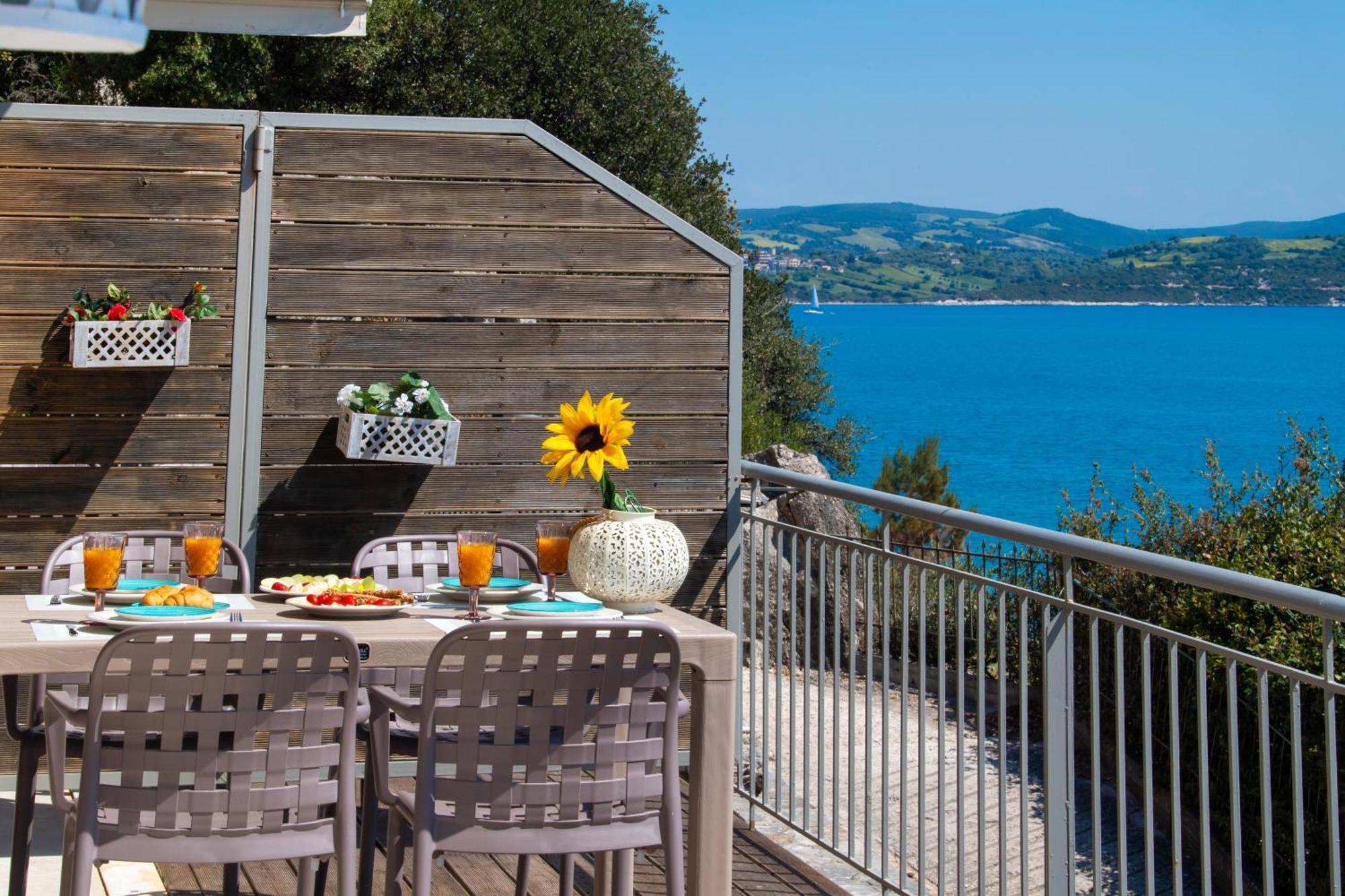 Meteora Suites Nikiana Eksteriør billede